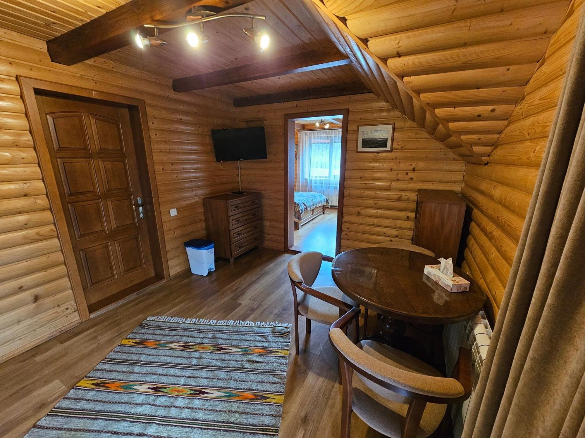 Guesthouse Kolo Druziv Tatariv Exterior foto