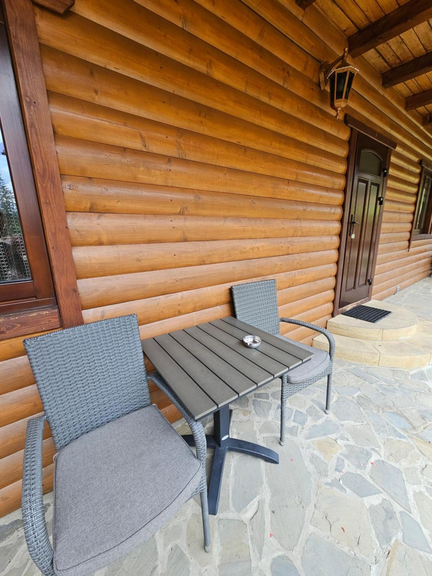 Guesthouse Kolo Druziv Tatariv Exterior foto