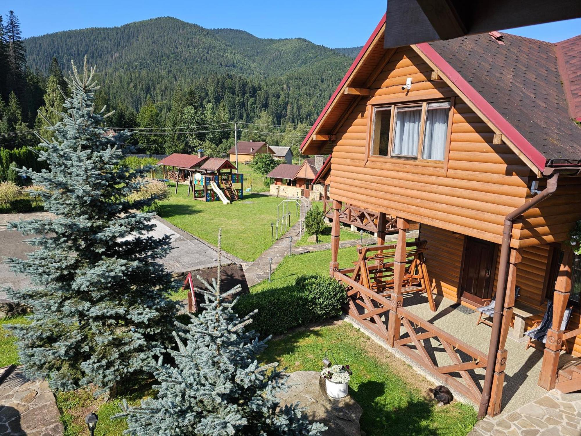 Guesthouse Kolo Druziv Tatariv Exterior foto